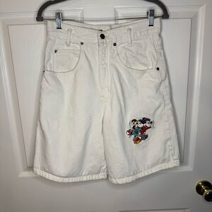 Mickey Unlimited Vintage White Denim Shorts Disney Mickey Minnie Mouse Detail